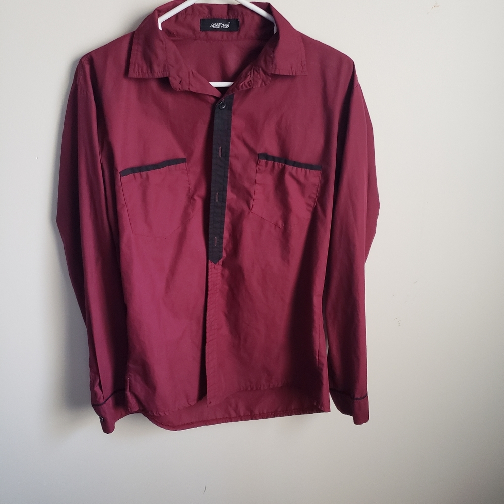 Maroon button down - Picture 4 of 5